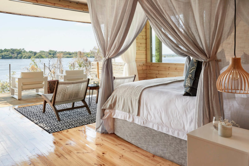 3 Nights Luxury 5 Star Victoria Falls Package, photo 1